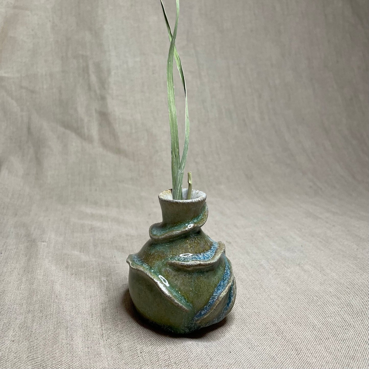 Seaweed vase
