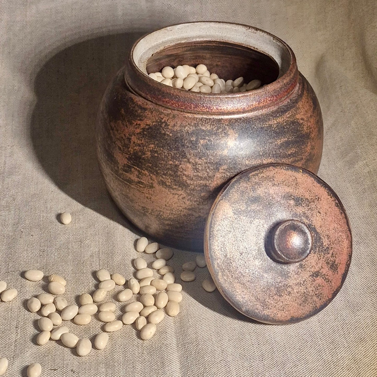 Medium Round Jar in Copper