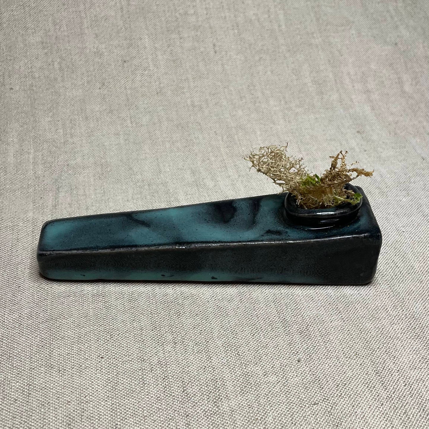 Coffin Pipe in Black Jade