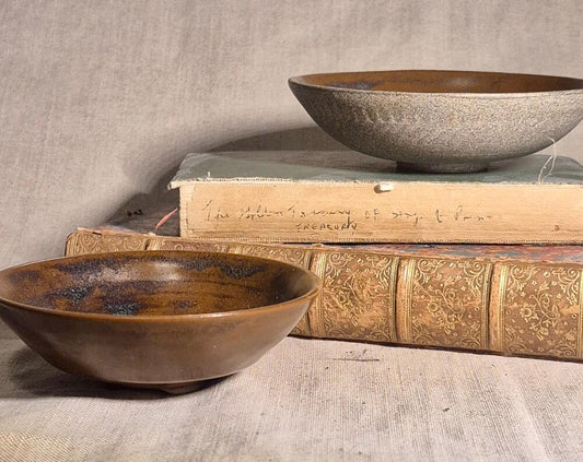 Set of 2 Small Bowls in Deep Brown