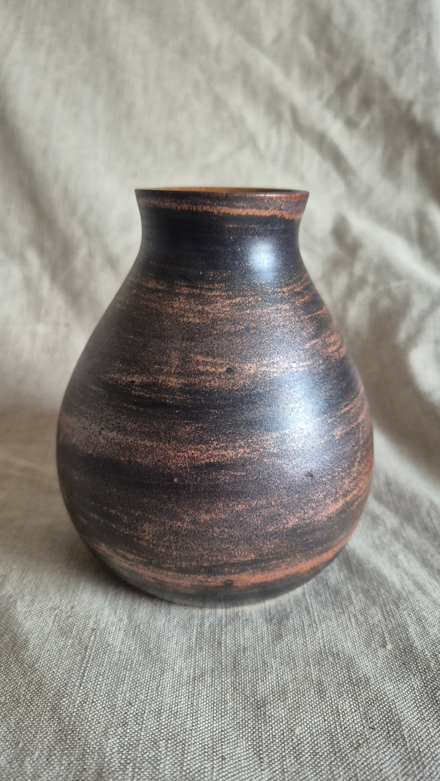 Vase in Copper Plum