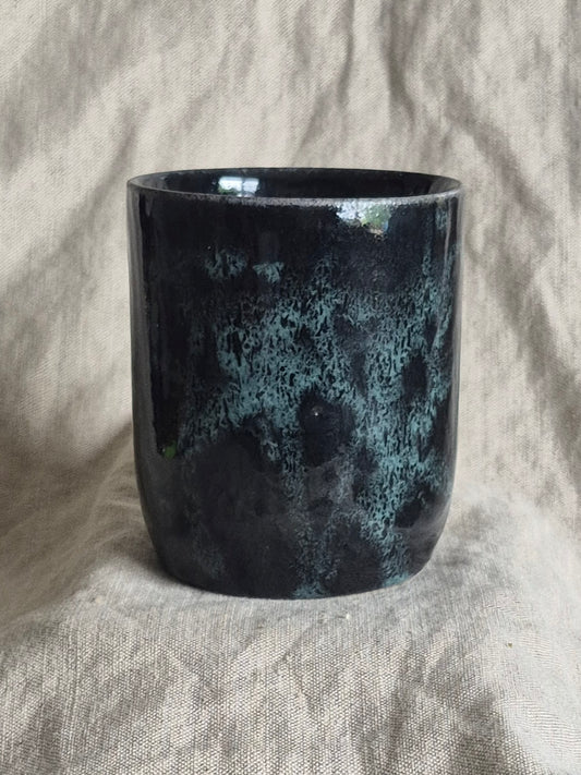 Florence Cup in Black Jade