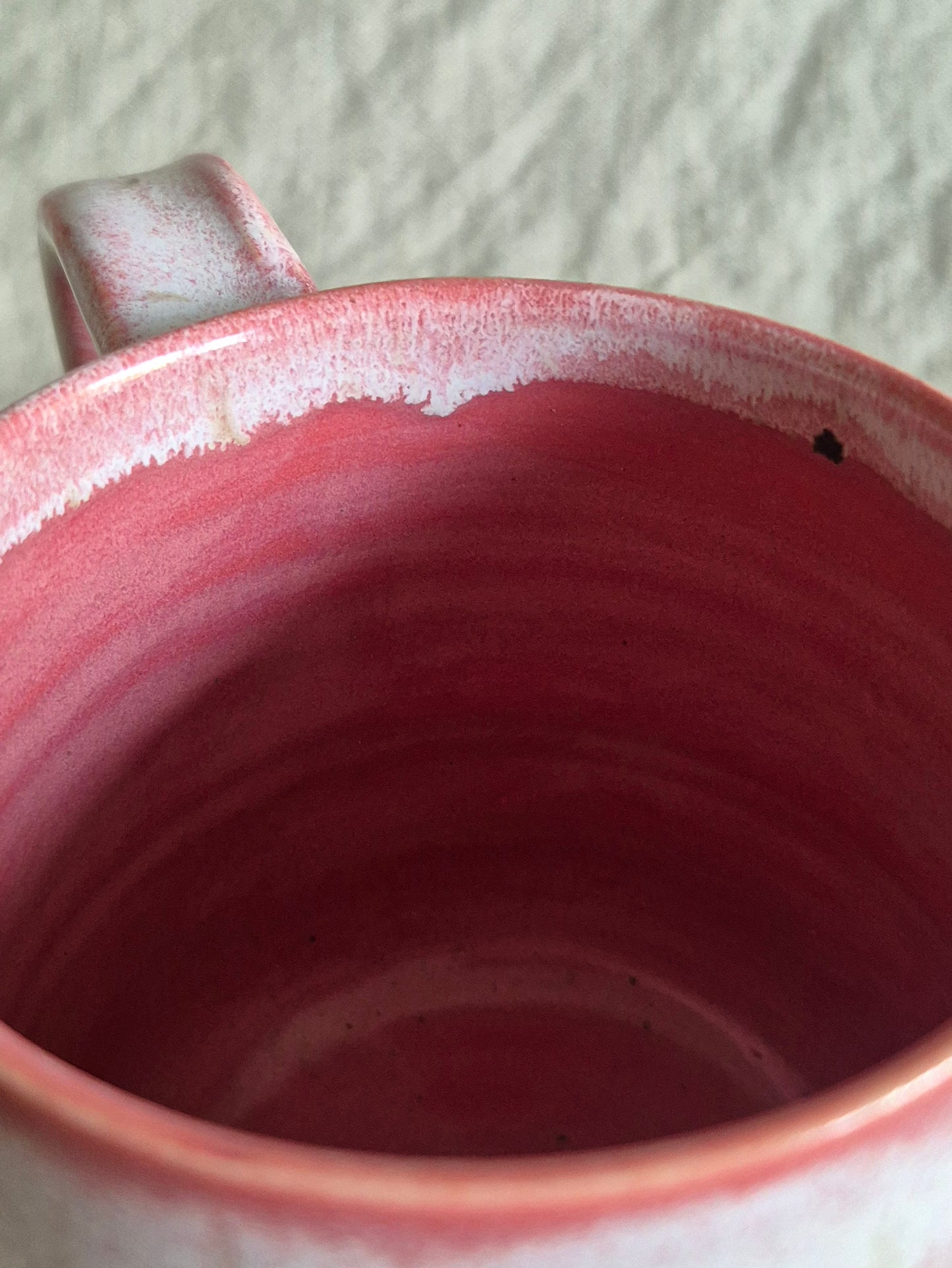 Iris Mug in Strawberries & Cream