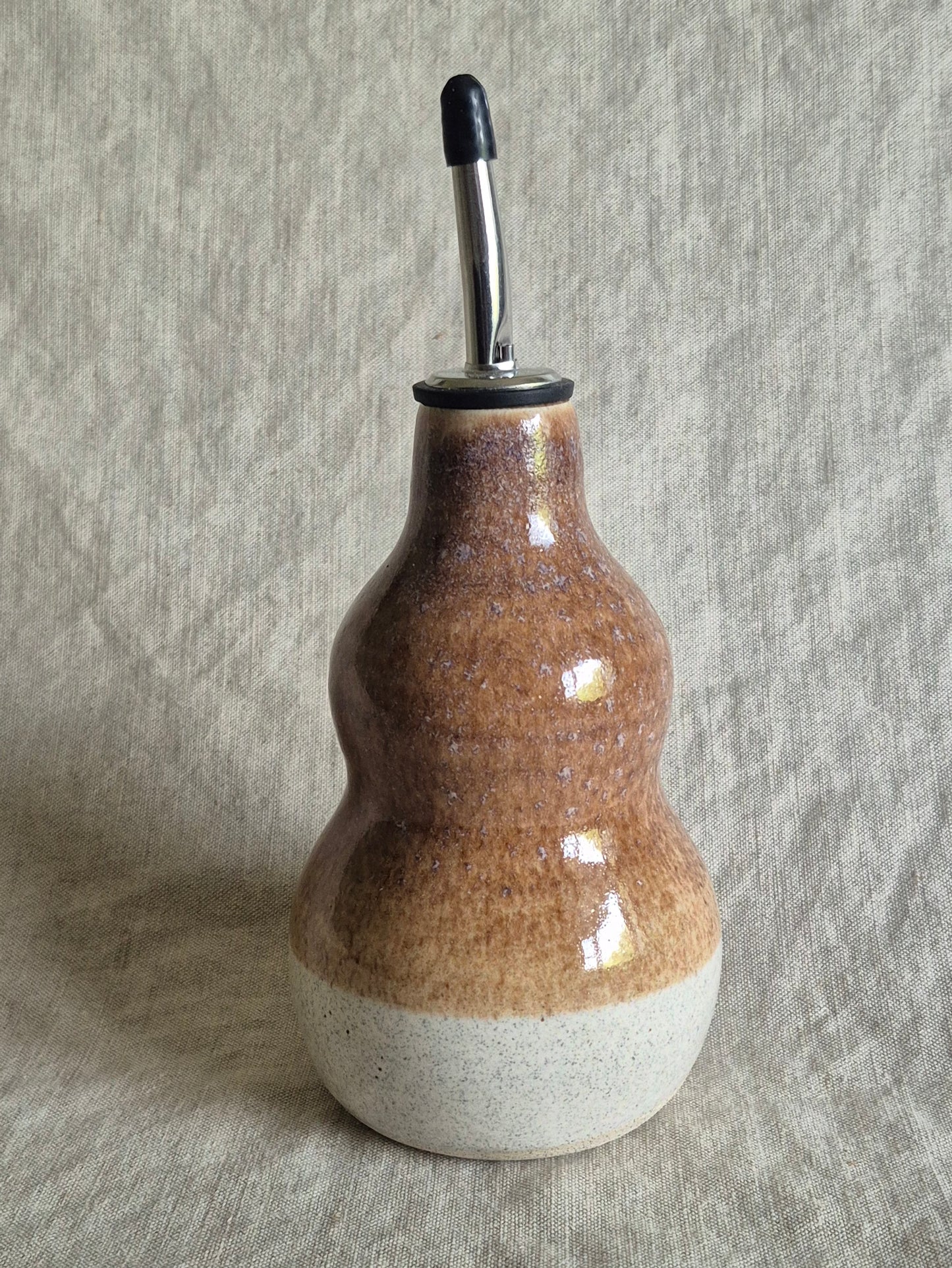 Oil Pourer in Purple/White