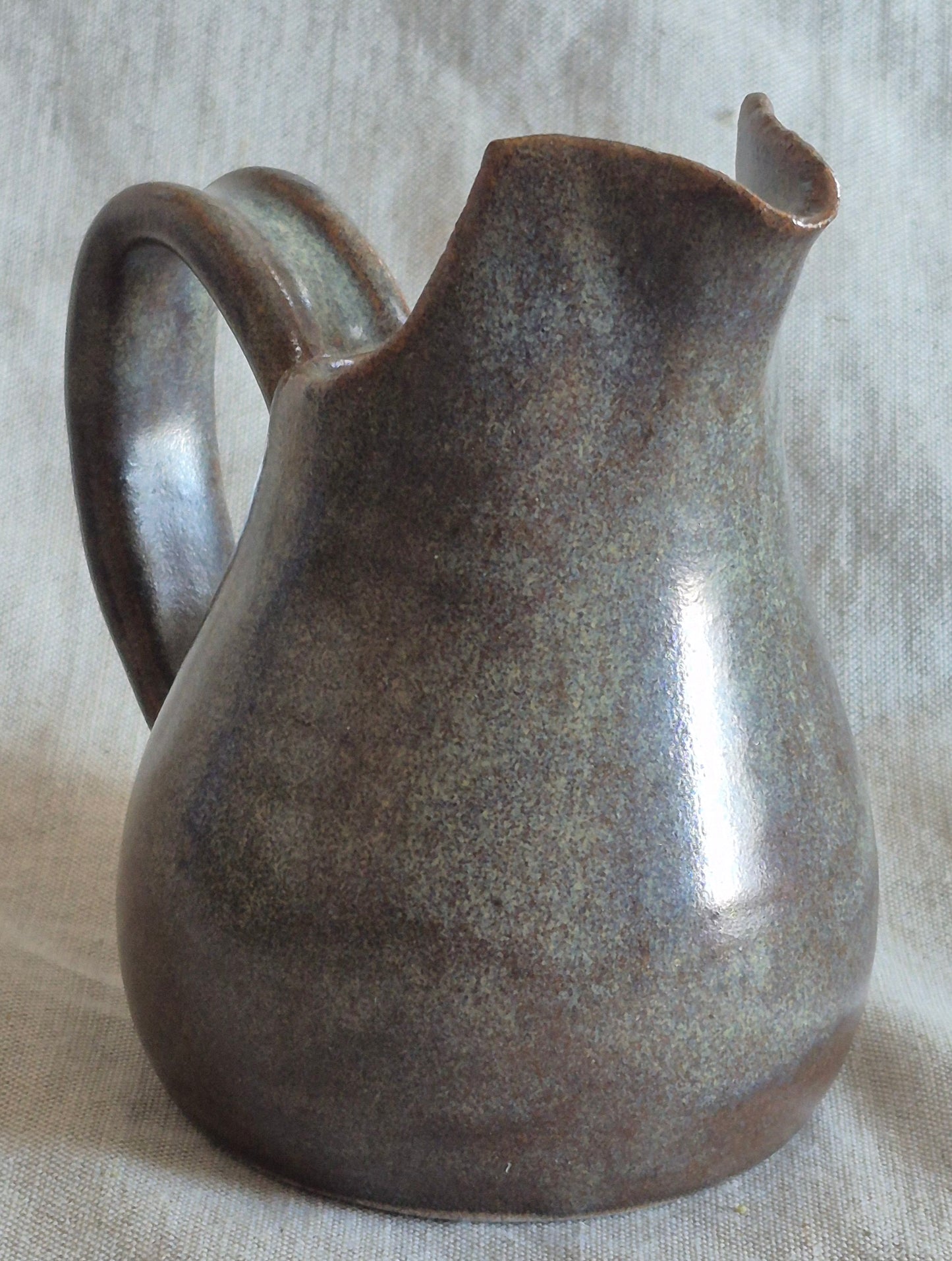 Pitcher in Anthracite