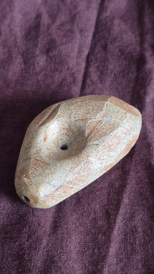Pebble Pipe in Raw Granite