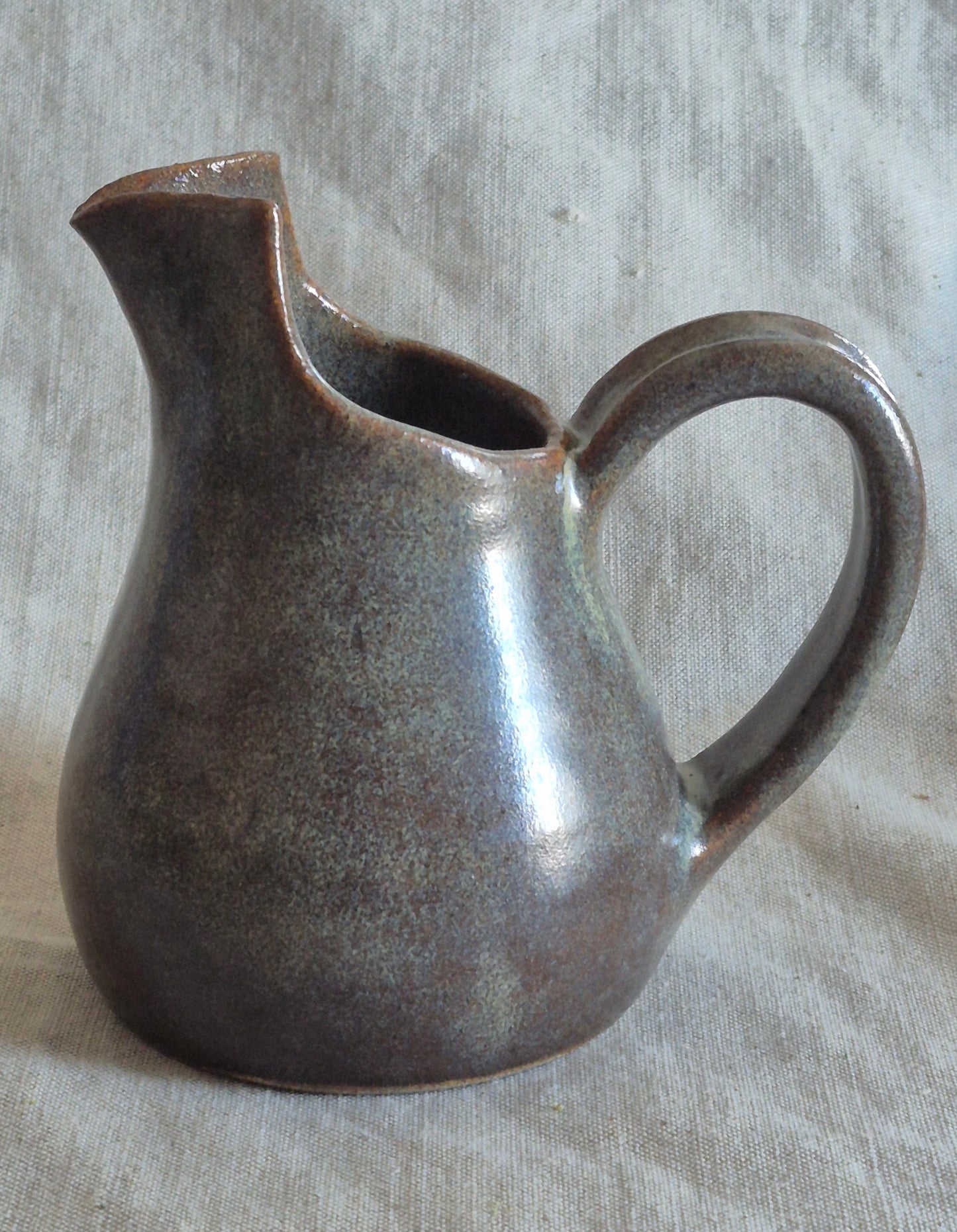 Pitcher in Anthracite